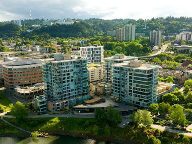 Apartment for sale in Portland