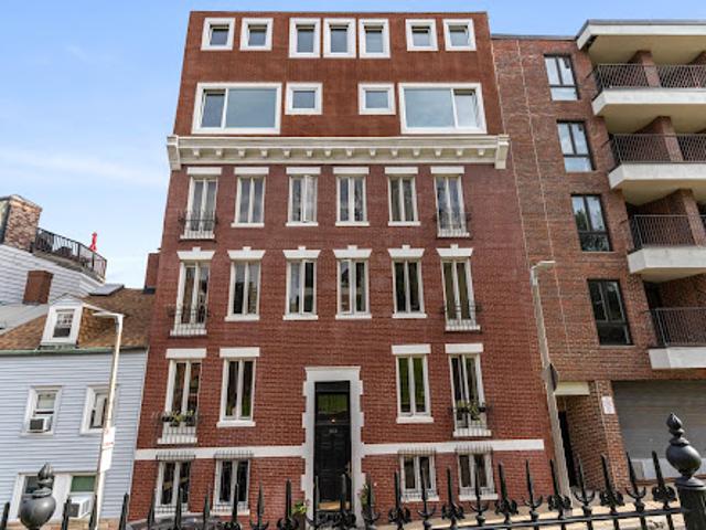 Apartment for sale in Boston, Massachusetts