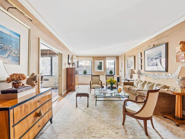 Apartment for sale in Arverne, New York