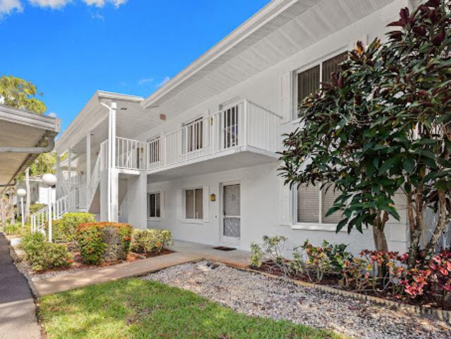 Apartment for sale in Naples, Florida