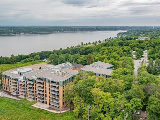 Apartment for sale in Québec, Quebec