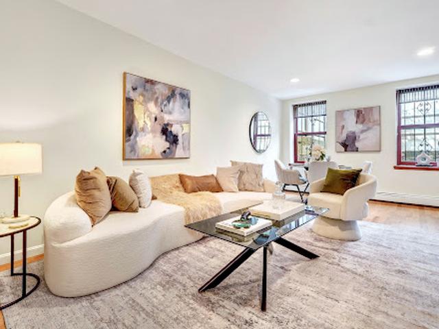 Apartment for sale in Boston, Massachusetts