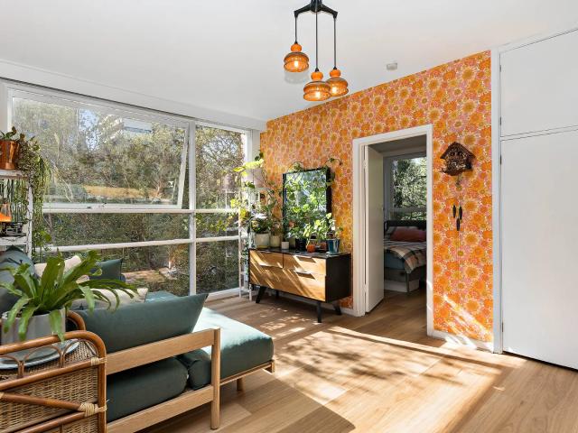 Apartment for rent in St Kilda West, Melbourne