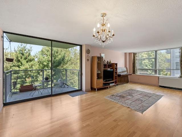 Apartment for sale in Brookline, Massachusetts