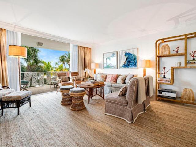 Apartment for sale in Palm Beach, Florida