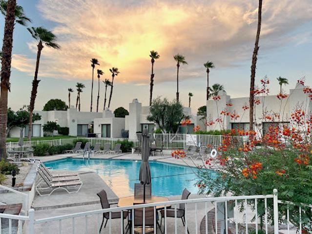 Apartment for sale in Palm Springs, Riverside County