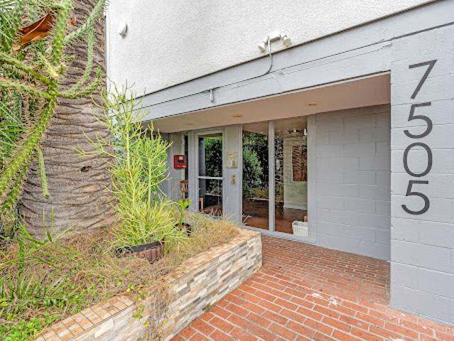 Apartment for sale in West Hollywood