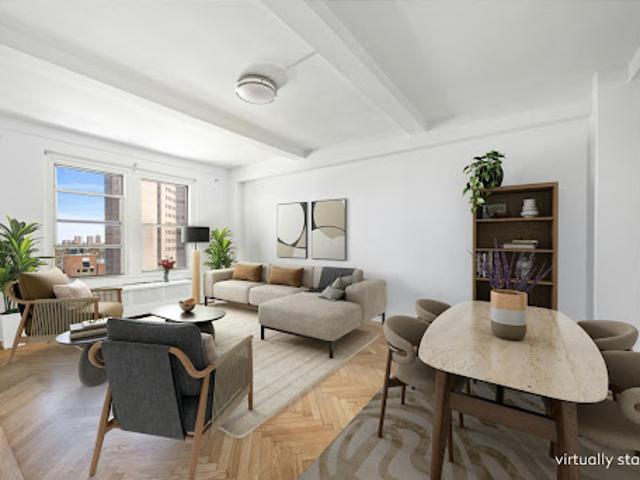 Apartment for sale in Arverne, New York