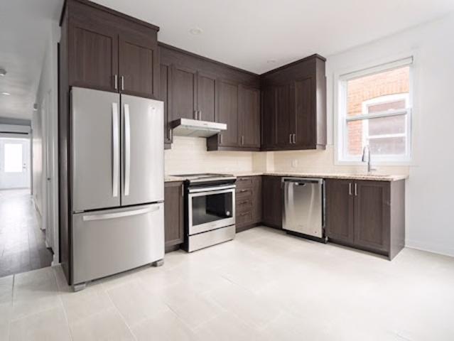 Apartment for rent in St. Leonard's, Quebec