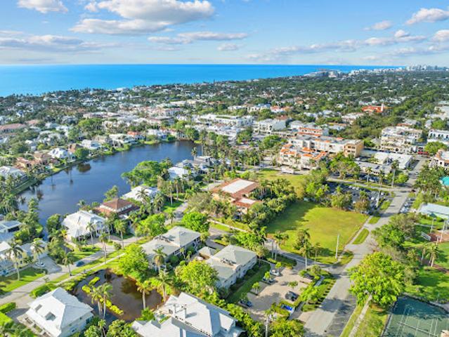 Apartment for sale in Naples, Florida