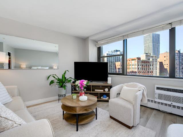 Apartment for sale in Chicago Park, Illinois