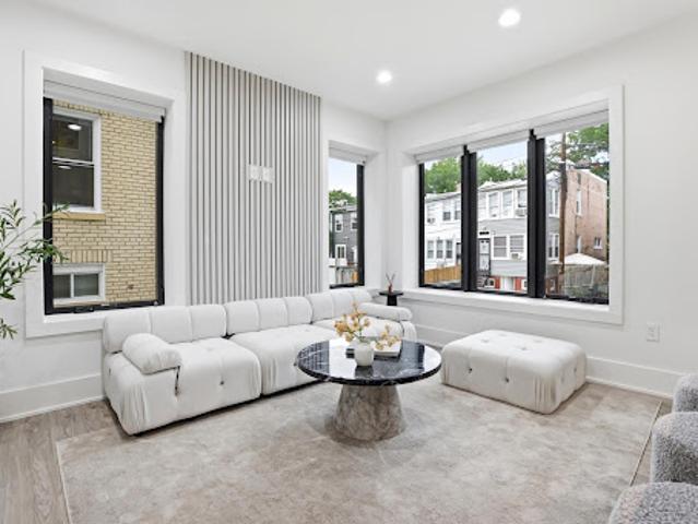 Apartment for sale in Washington