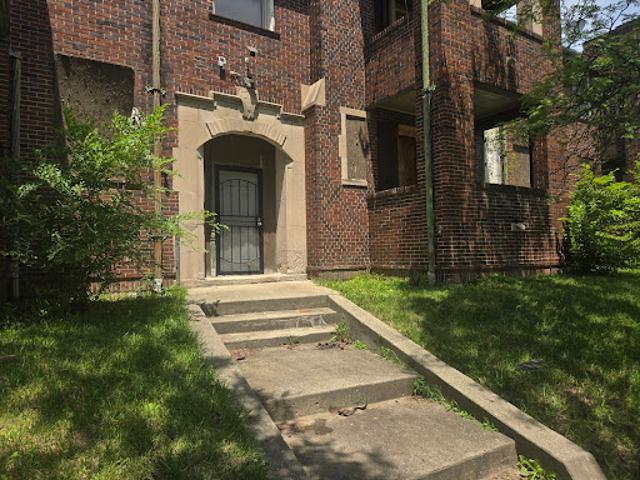 Apartment for sale in Detroit, Michigan
