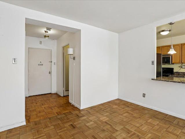 Apartment for sale in Washington, Washington DC