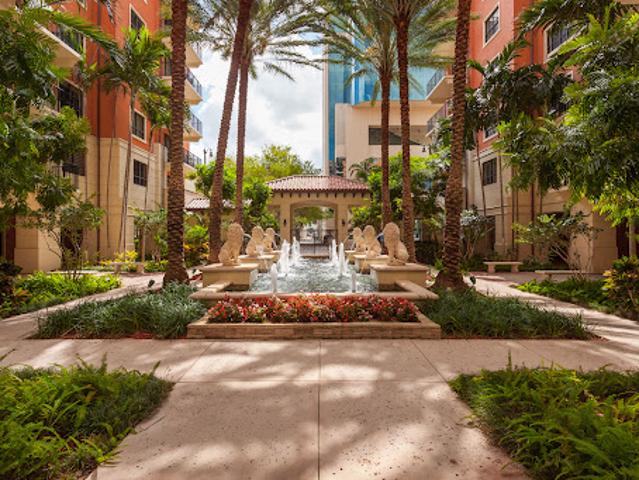Apartment for sale in Coral Gables, Florida