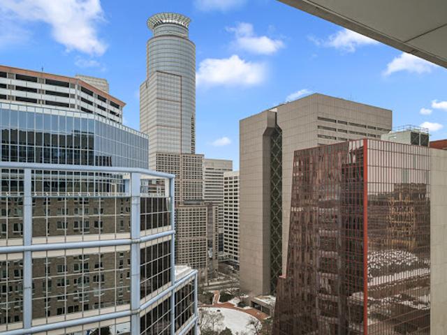 Apartment for sale in Hennepin, Minnesota