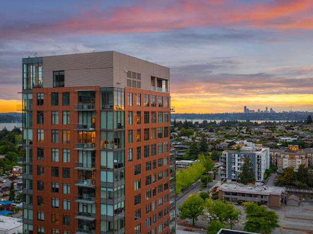 Apartment for sale in Bellevue, Washington