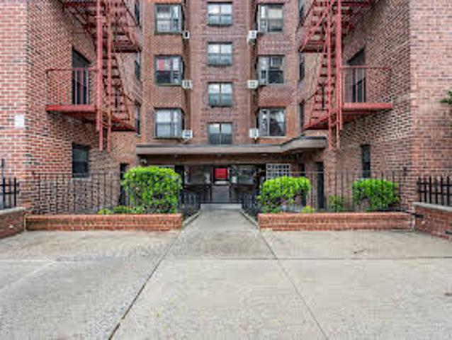 Apartment for sale in East Elmhurst Apartment for sale in East Elmhurst