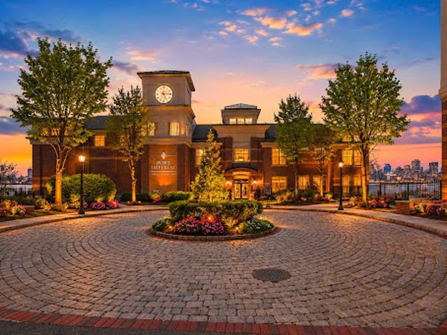 Apartment for sale in Hudson, New Jersey