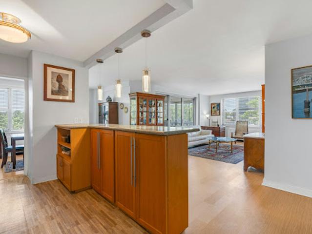 Apartment for sale in Fort Lee, New Jersey