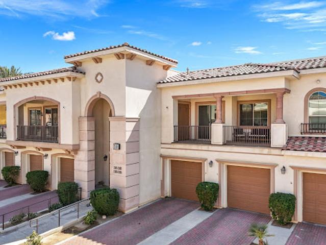Apartment for sale in Palm Desert, California