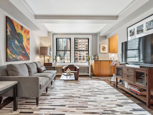 Apartment for sale in Arverne, New York
