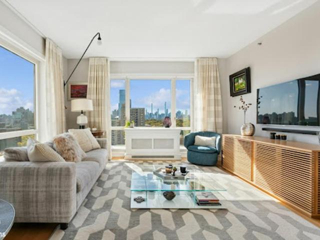 Apartment for sale in New York, Arverne