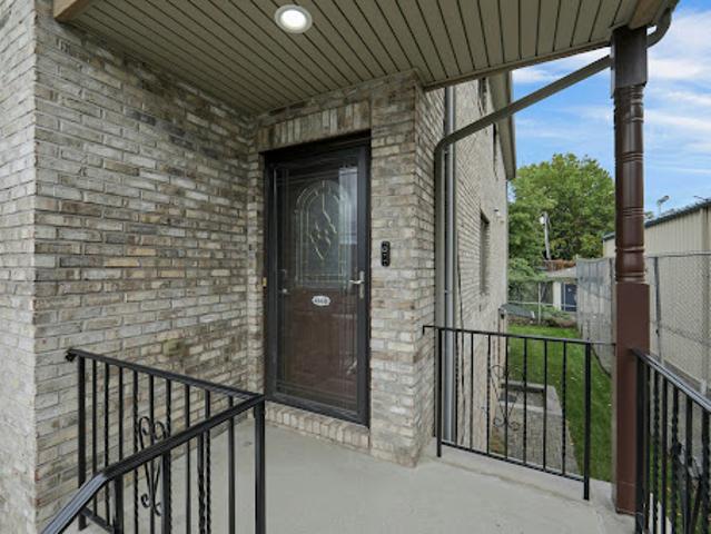 Apartment for sale in Palisades Park, New Jersey