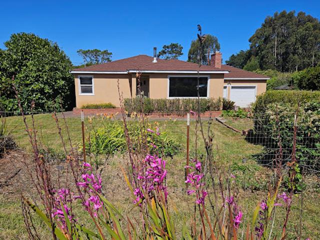 Apartment for sale in Fort Bragg, California