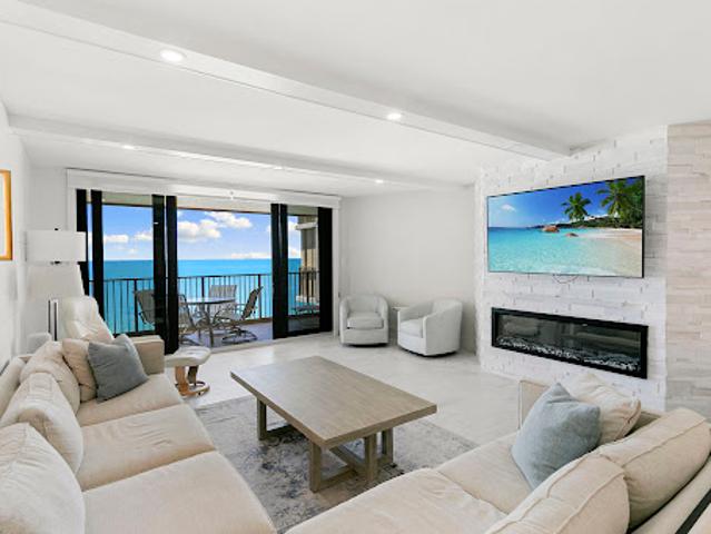 Apartment for sale in Marco Island, Florida