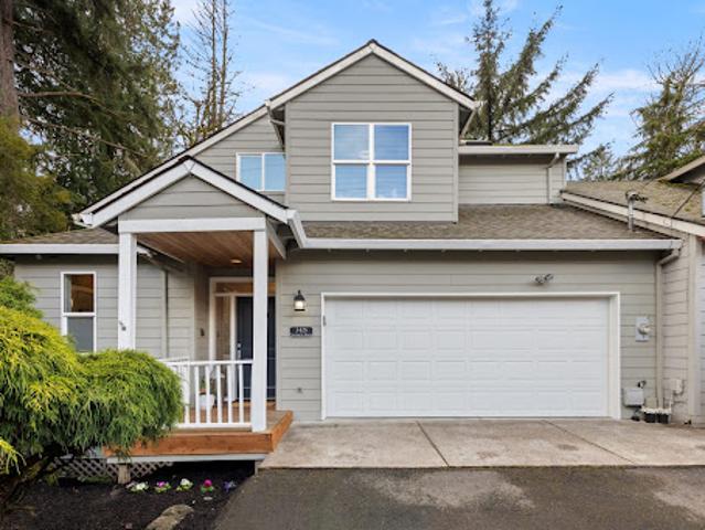 Apartment for sale in Oregonia