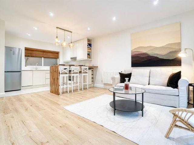 Apartment to rent in Ballybrack, North Tipperary