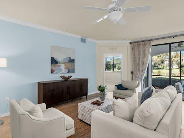 Apartment for sale in Naples, Florida