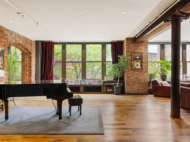 Apartment for sale in Arverne, New York