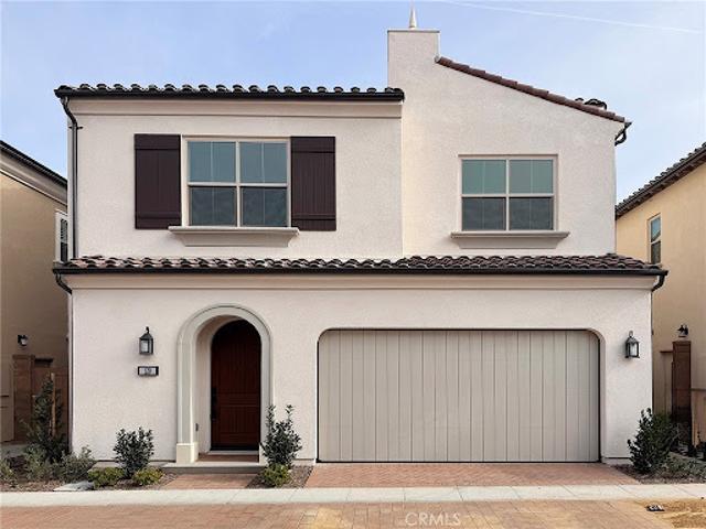 Apartment for sale in Irvine, California