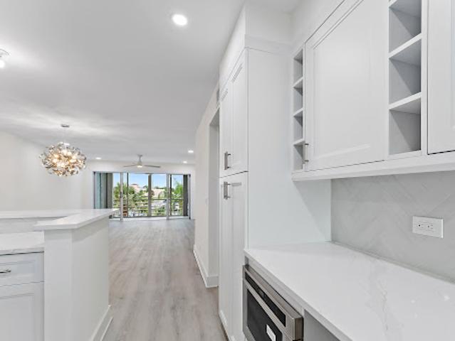 Apartment for sale in North Palm Beach, Florida