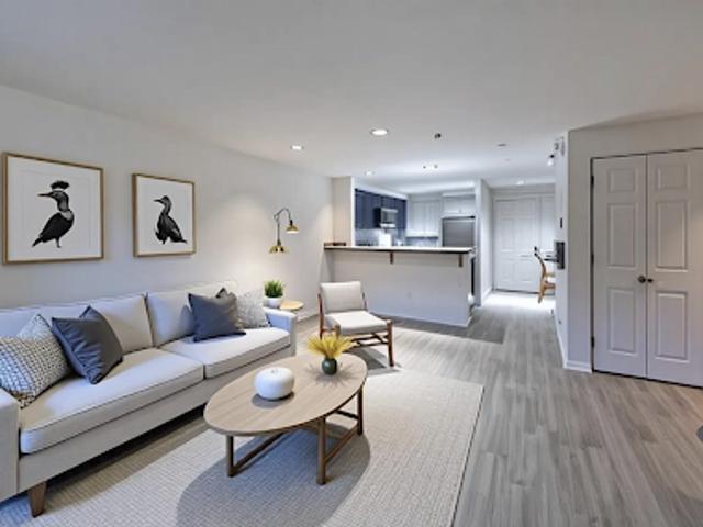 Apartment for sale in Bothell, Washington