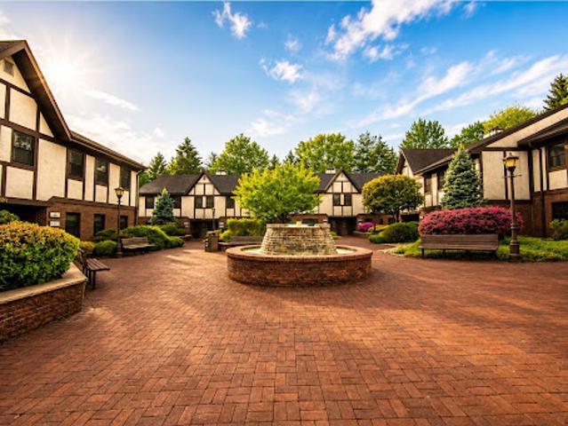 Apartment for sale in Cedar Grove, New Jersey