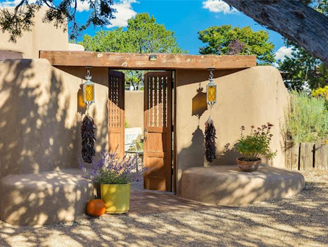 Apartment for sale in Santa Fe, New Mexico