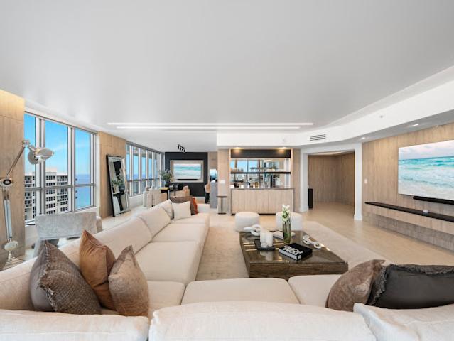 Apartment for sale in Hollywood, Florida