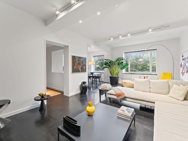 Apartment for sale in Arverne, New York