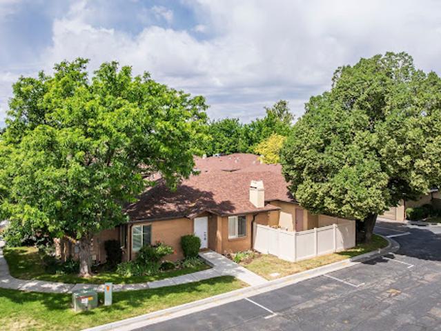 Apartment for sale in Sandy, Utah