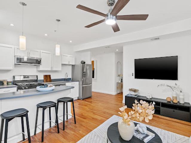 Apartment for sale in Brookline, Norfolk County
