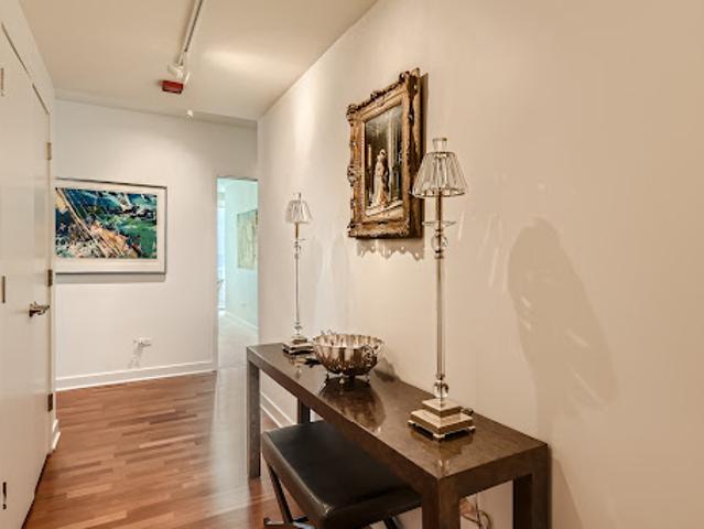 Apartment for sale in Chicago