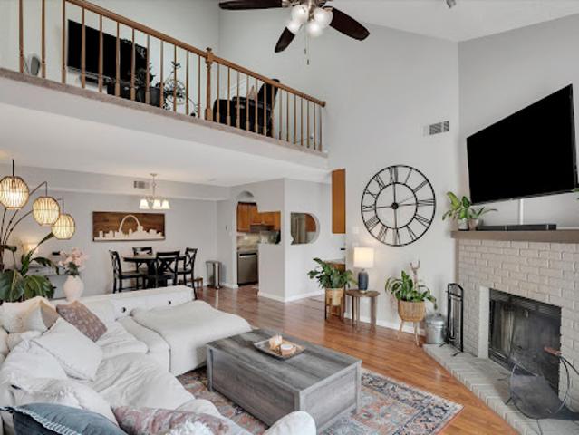 Apartment for sale in Saint Charles, Missouri
