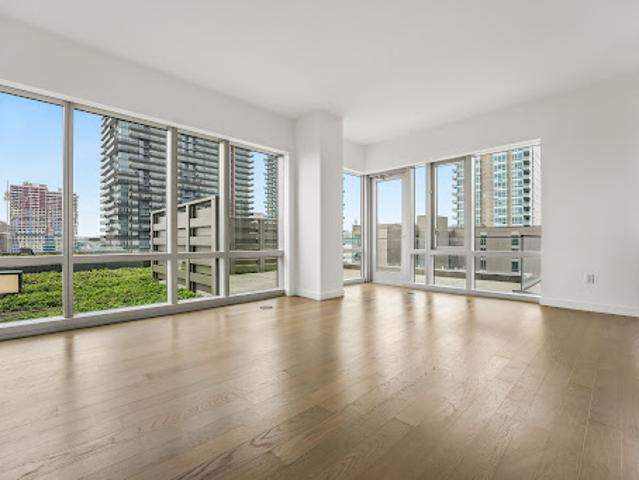 Apartment for sale in Hudson, New Jersey
