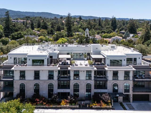 Apartment for sale in Los Altos, California