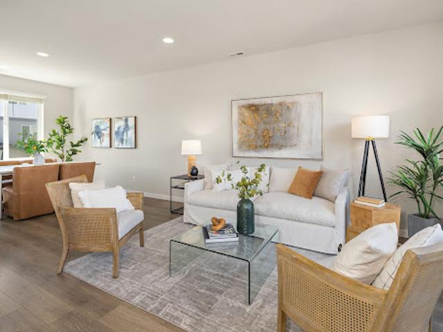 Apartment for sale in Bothell, Washington