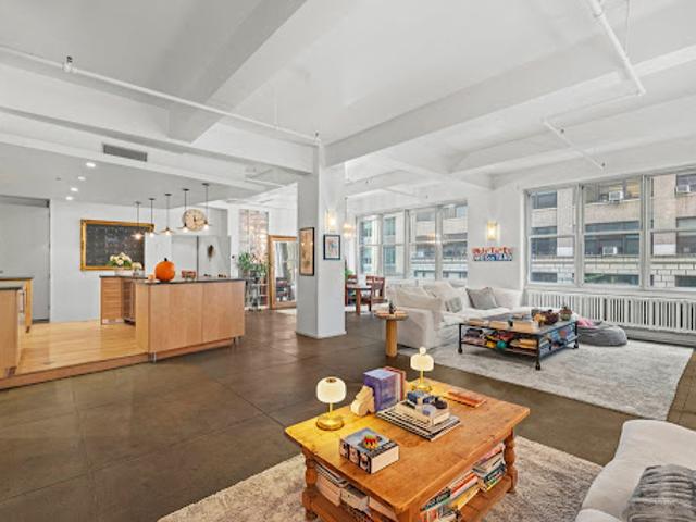Apartment for sale in Arverne, New York