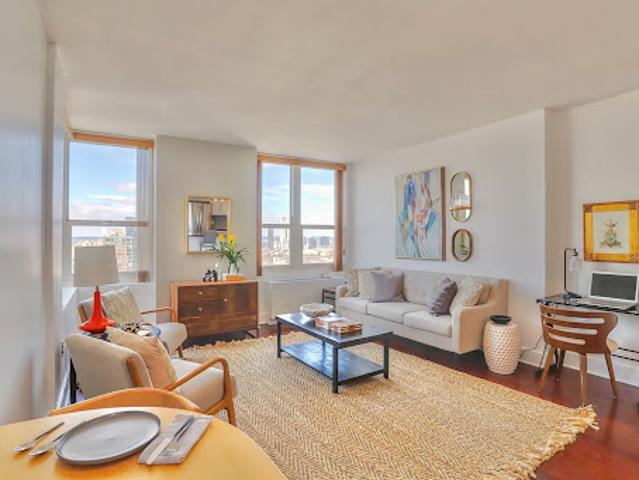 Apartment for sale in Hudson, New Jersey